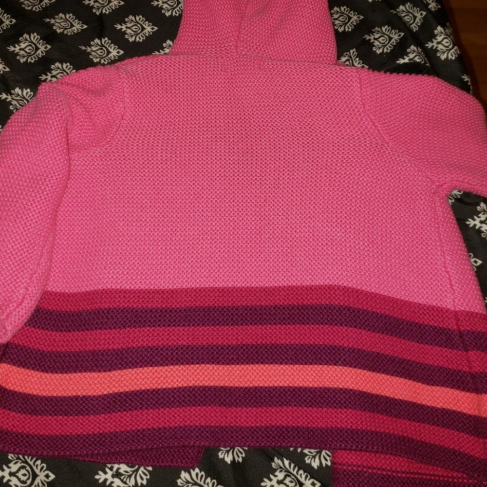 Sweater - Picture 3 of 3
